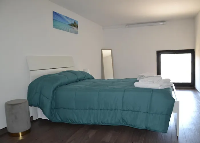 Endless Summer Apartments